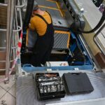 Jak poradzić sobie z awarią systemu sterowania windą?