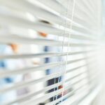 Rozwiązywanie problemów z systemem sterowania rolet przemysłowych