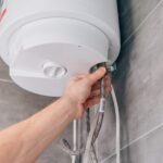 Co powoduje spadek temperatury w bojlerze elektrycznym