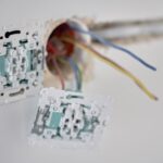 Kiedy konieczna jest wymiana przewodów elektrycznych