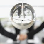 Jak wymienić uszkodzoną żarówkę w hermetycznej oprawie