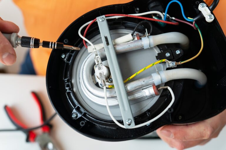 Dlaczego bojler elektryczny długo nagrzewa wodę